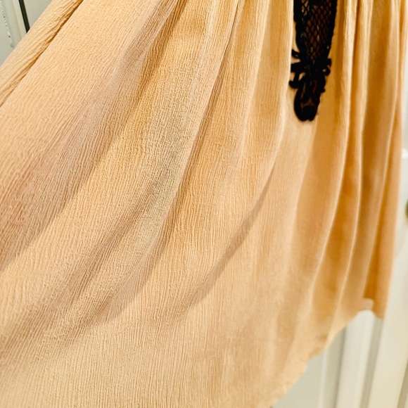 INTERMIX blouse - Picture 5 of 9